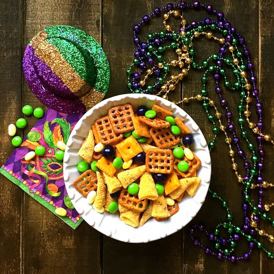 Easy Mardi Gras Snack Mix - Recipe photo by Grits and Pinecones