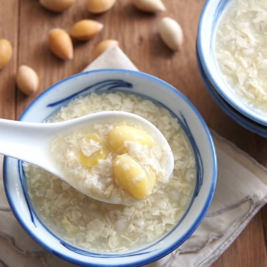 Fu Chok Yee Mai Pak Kor Tong Sui - Recipe photo by Bake With Paws