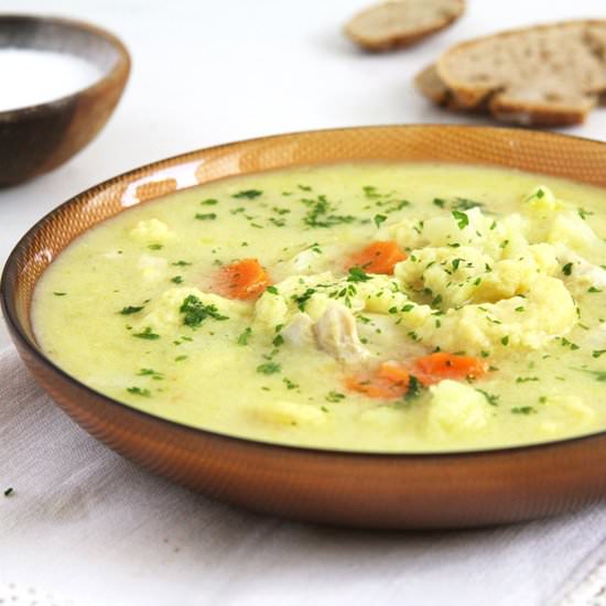Chicken Cauliflower Soup - Recipe photo by adinutza