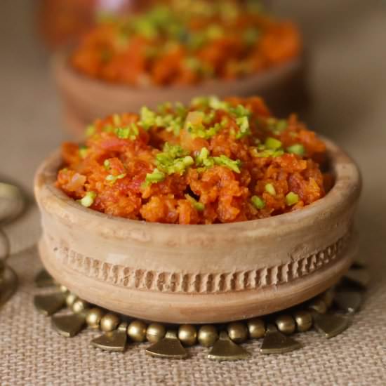Gajar Halwa / Carrot Halwa - Recipe photo by Beingwholesome