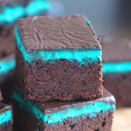 Cheesecake Mint Brownies - Recipe photo by peasandpeonies