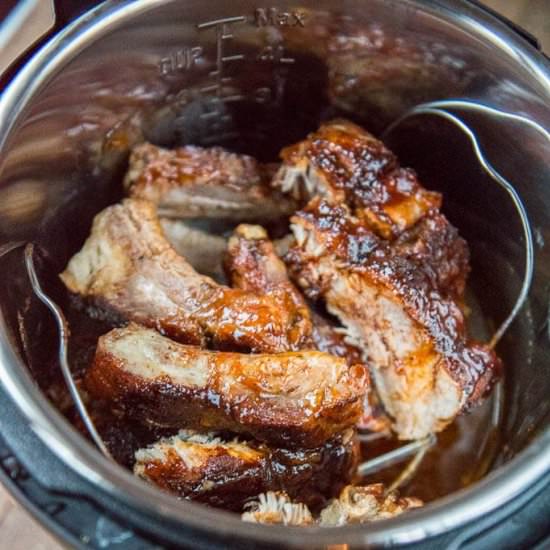 Pressure Cooker Apricot BBQ Ribs - Recipe photo by garnishedplate