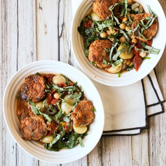 mediterranean meatball stew - Recipe photo by mordenh
