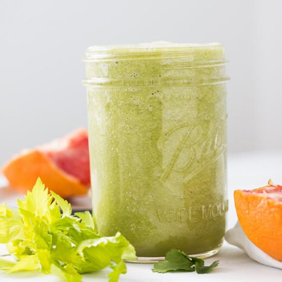Green Grapefruit Smoothie - Recipe photo by The Green Creator