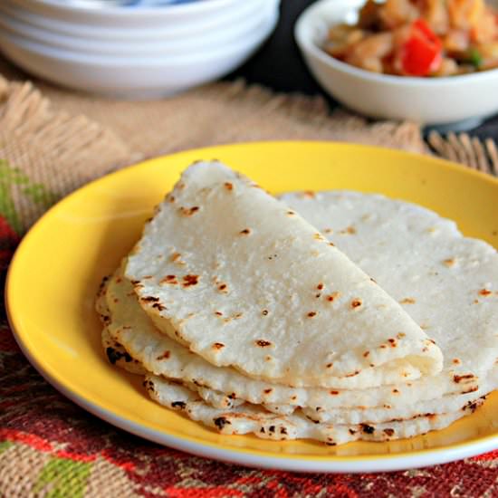 Rice Flour Rotis - Recipe photo by Aromatic Cooking