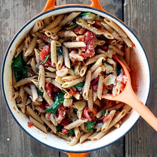5-Ingredient Tomato Artichoke Penne - Recipe photo by eatingwithemmylou