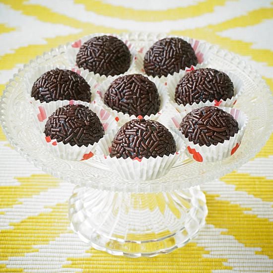 Brigadeiro Bonbons - Recipe photo by lacuisinedesimona