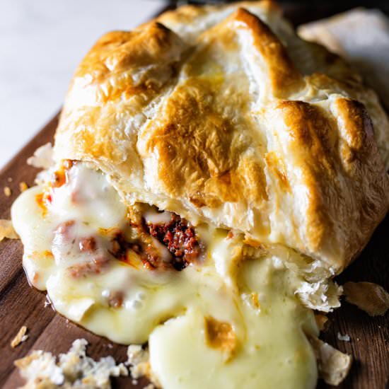 Spicy Baked Brie - Recipe photo by whiskeyandsoba