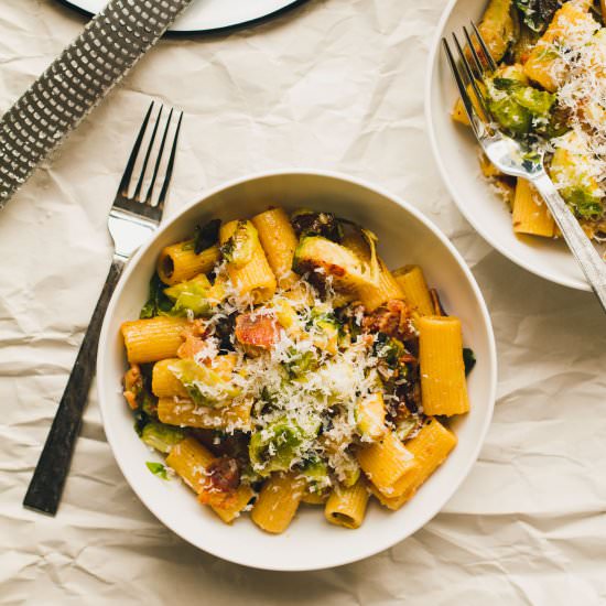 Brussels Sprouts Pasta - Recipe photo by cakeoversteak
