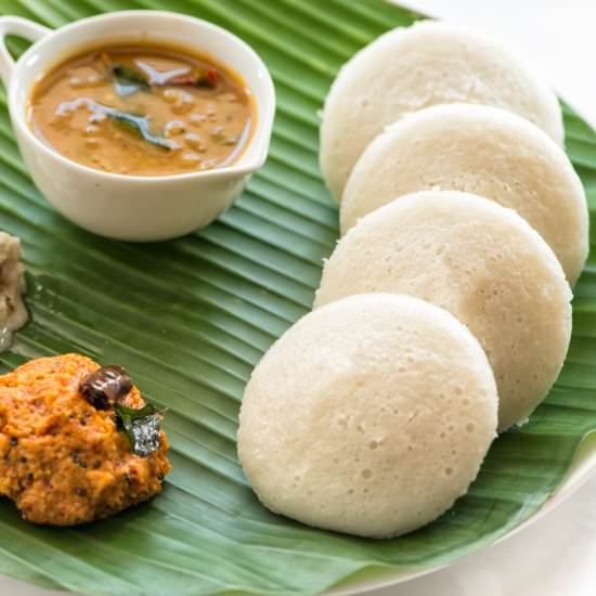 How to Make Soft Idli - Recipe photo by meemiskitchen