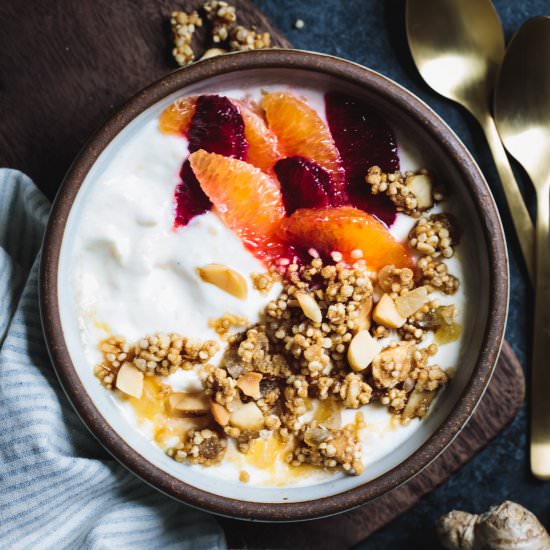 Puffed Quinoa Crumble - Recipe photo by snixykitchen