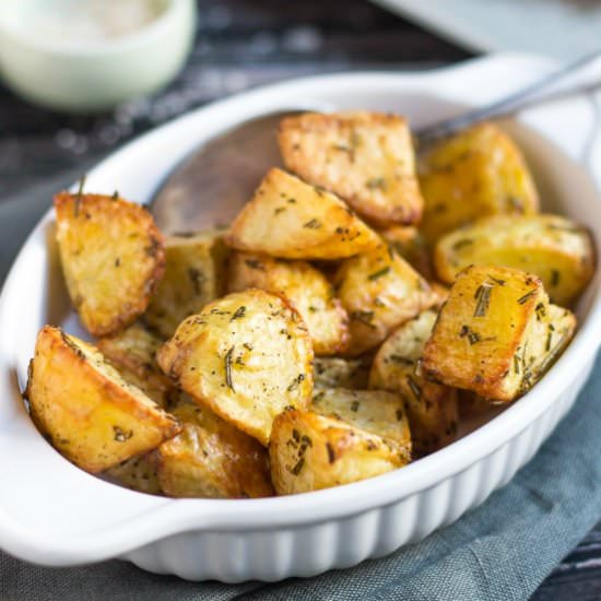 Mini Rosemary Roasted Potatoes - Recipe photo by thecookspyjamas