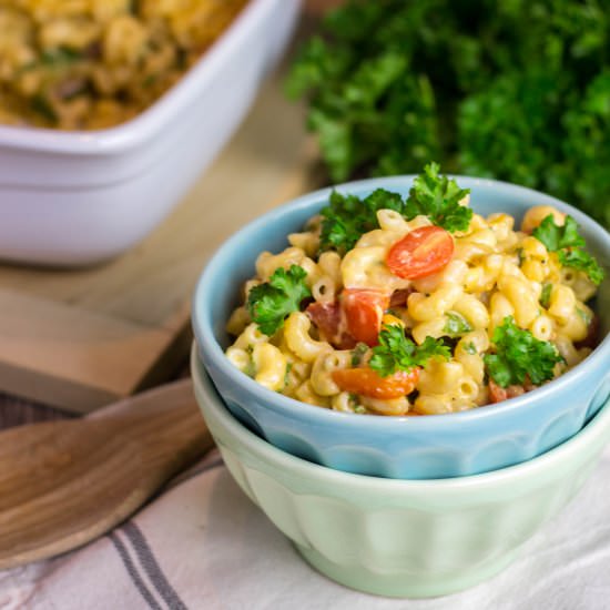Mac’N’Cheese with Canadian Bacon - Recipe photo by Veronikas Kitchen