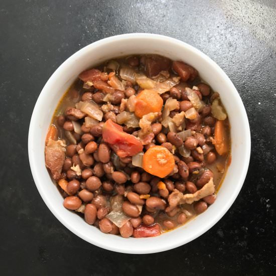 Santa Maria Style Pinquito Beans - Recipe photo by alldayieatblog