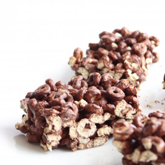 Chocolate Cheerio Bars - Recipe photo by kbaked