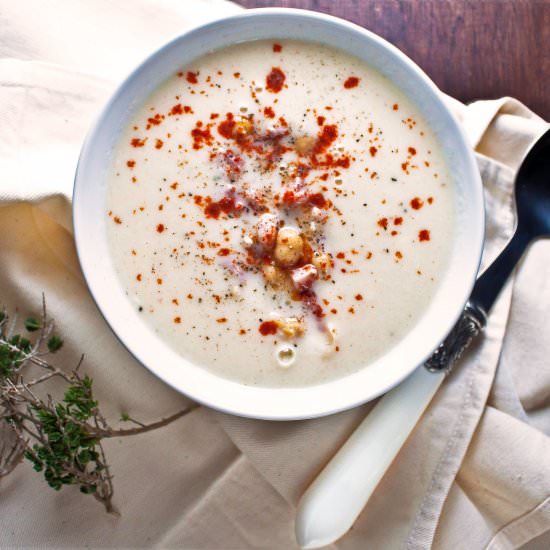 Creamy Cauliflower Soup - Recipe photo by TonysFoods