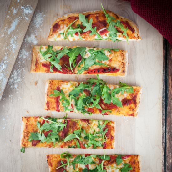 Arugula Pepper Mozzarella Flatbread - Recipe photo by photosandfood