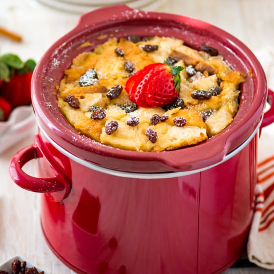 Slow Cooker Bread Pudding - Recipe photo by ChefDeHome