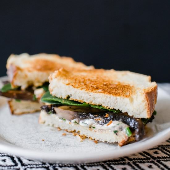 Balsamic Mushroom Sandwich - Recipe photo by betweenthepine