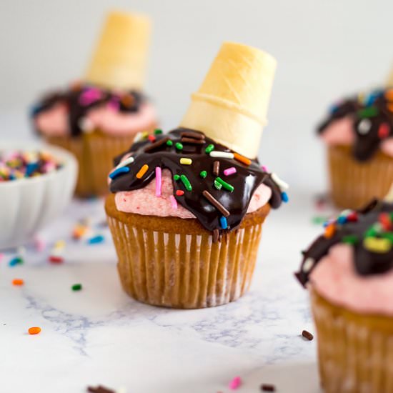 Melted Ice Cream Cone Cupcakes - Recipe photo by Thelifejolie