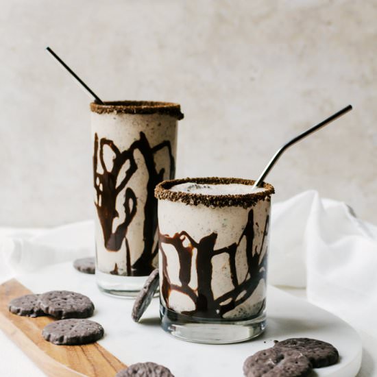 Thin Mint Milkshakes - Recipe photo by cookienameddesire
