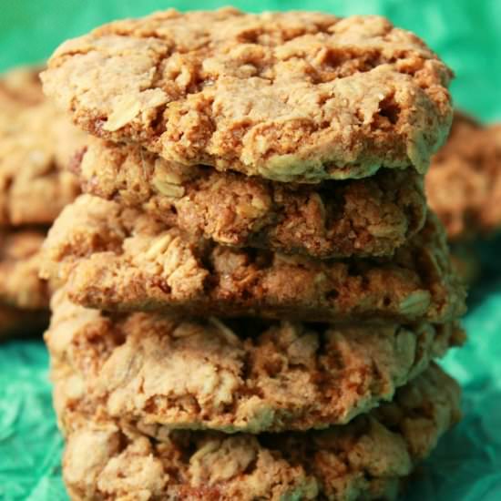 Simple Vegan Oatmeal Cookies - Recipe photo by lovingitvegan