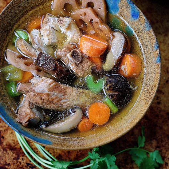 Paleo Chinese Chicken Sparerib Soup - Recipe photo by IHeartUmami