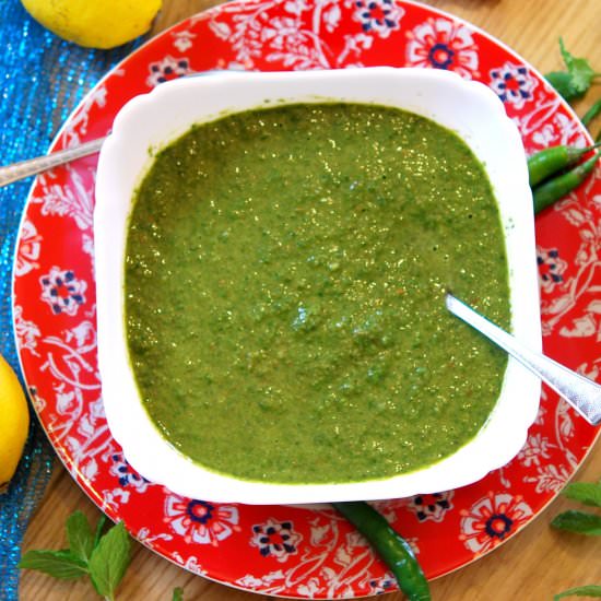 Mint Coriander Green Chutney Recipe - Recipe photo by YourFoodFantasy