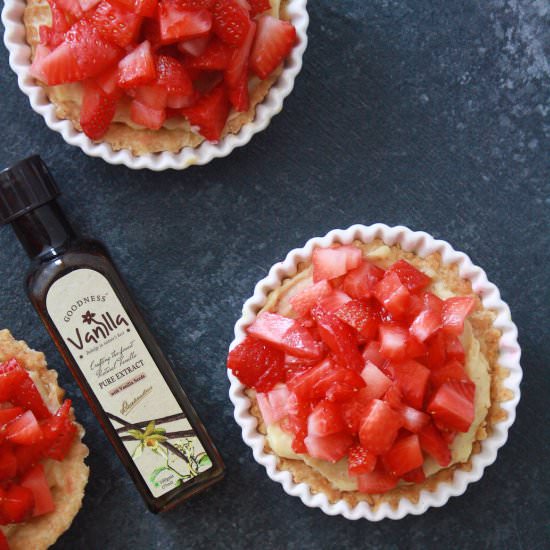 Strawberry Tarts with Vanilla Cream - Recipe photo by The Desserted Girl