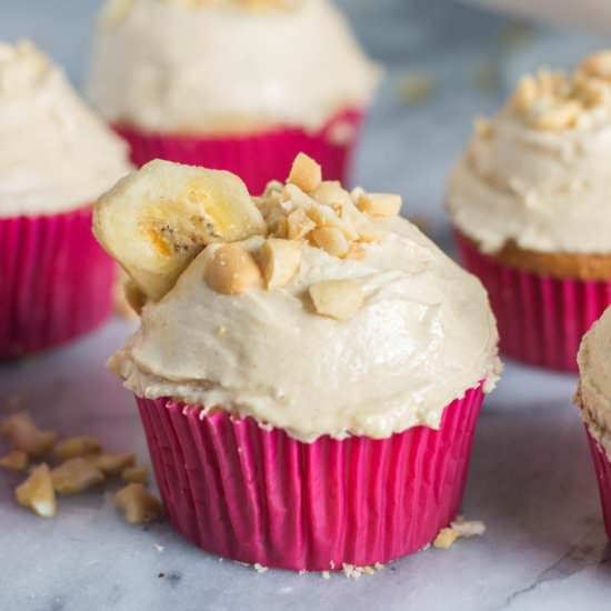 Peanut Butter and Banana Cupcakes - Recipe photo by theitsybitsykitchen