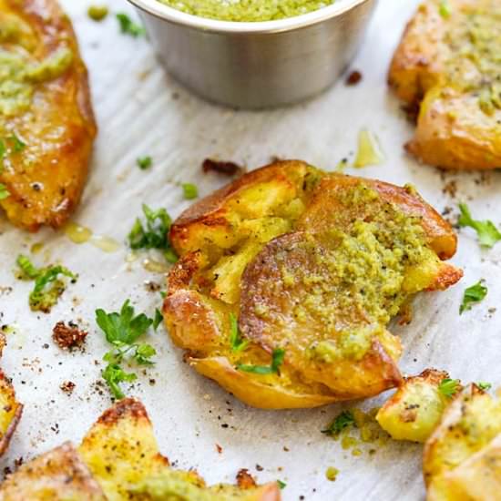 Garlic Pesto Smashed Potatoes - Recipe photo by rasamalaysia