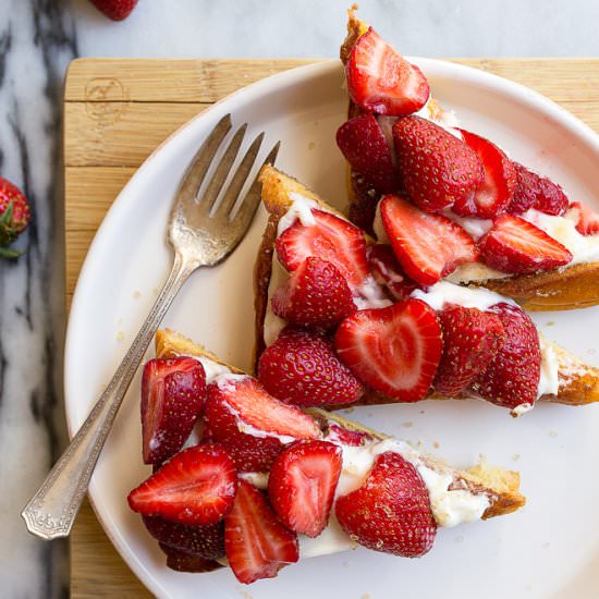 Strawberry Cheesecake Toast - Recipe photo by DessertForTwo