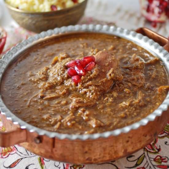 Fesenjan – Persian Pomegranate Stew - Recipe photo by theunmanlychef
