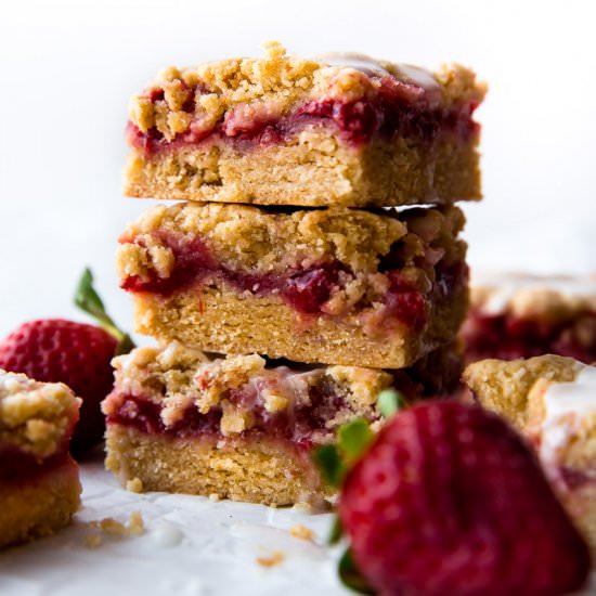 Lemon Strawberry Crumb Bars - Recipe photo by sallysbakingaddiction
