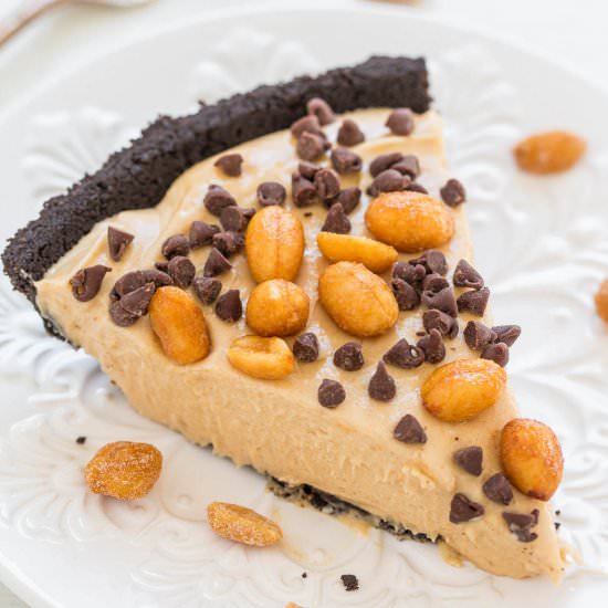 No-Bake Peanut Butter Silk Oreo Pie - Recipe photo by Averie
