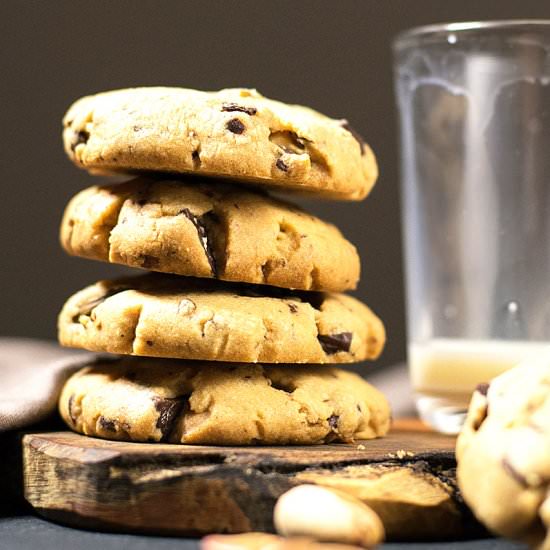 Pistachio & Chocolate Chip Cookies - Recipe photo by thehungrybites.com