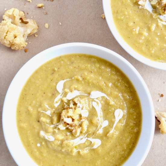 Roasted Cauliflower Green Pea Soup - Recipe photo by measuringcupsoptional