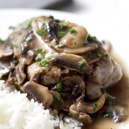 Easy Chicken Marsala - Recipe photo by foodfashionandfun