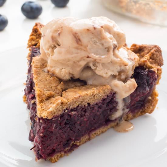 Berry Pie with Sugar Cookie Crust - Recipe photo by NamelyMarly