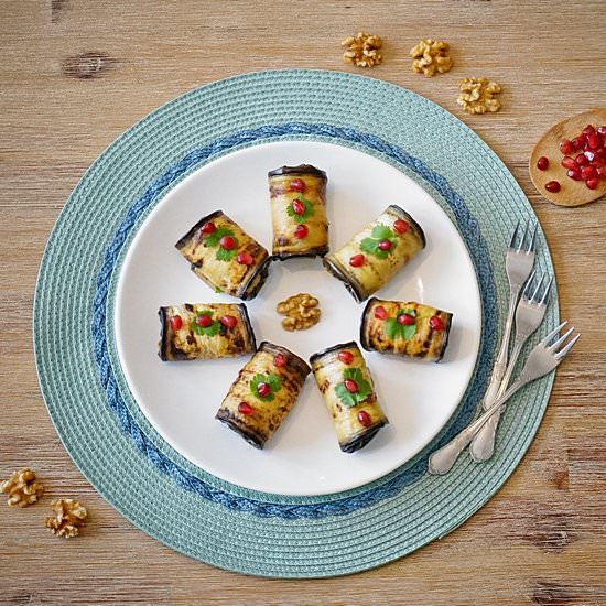 Eggplant Walnut Rolls (Badrijani) - Recipe photo by lacuisinedesimona