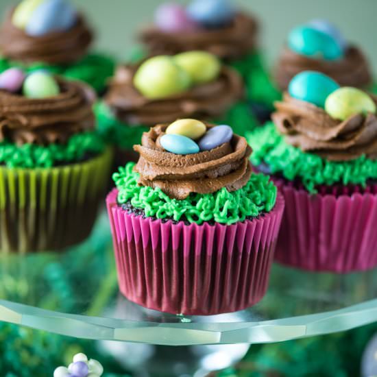 Easter Bird's Nest Cupcakes - Recipe photo by gogogogourmet