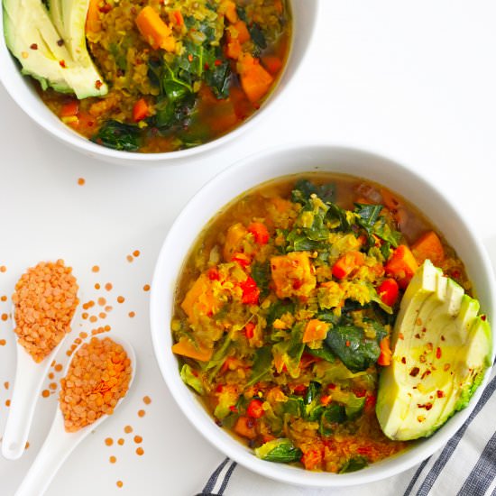 Lentil Sweet Potato Green Stew - Recipe photo by clovesandcaramel