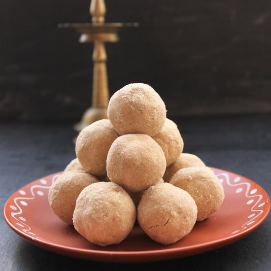 Pittyache Ladoo | Wheat Flour Ladoo - Recipe photo by rakshaskitchen