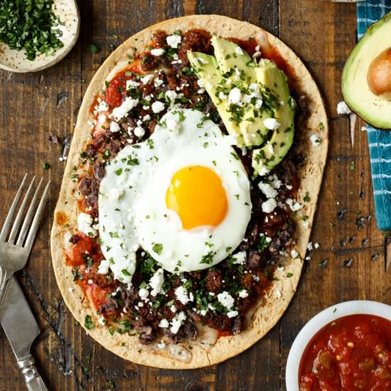Huevos Rancheros Flatbread Pizza - Recipe photo by sharedappetite