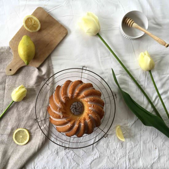 simple lemon cake - Recipe photo by sistersjunction