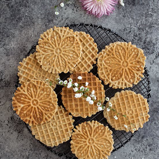 Vanilla Gluten-free Vegan Pizzelles - Recipe photo by geekypoet