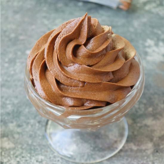 Chocolate Buttercream Frosting - Recipe photo by Aromatic Essence