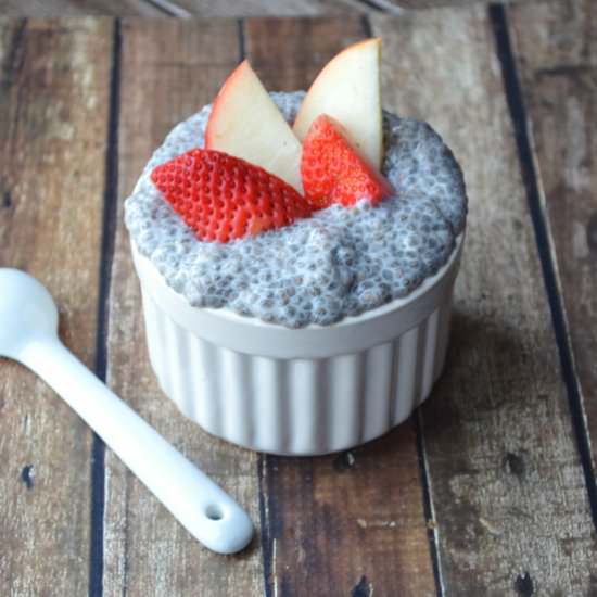 How to Make Chia Seed Pudding - Recipe photo by houseofhealthy