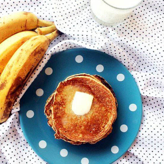 Skinny Banana Pancakes - Recipe photo by micky apostu