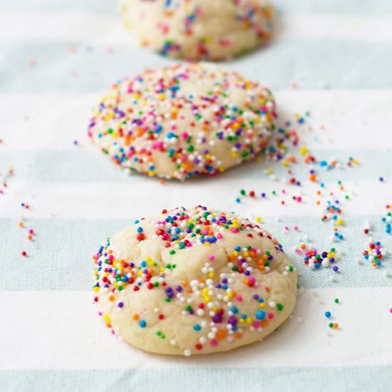 Easter Sugar Cookies - Recipe photo by livelymess